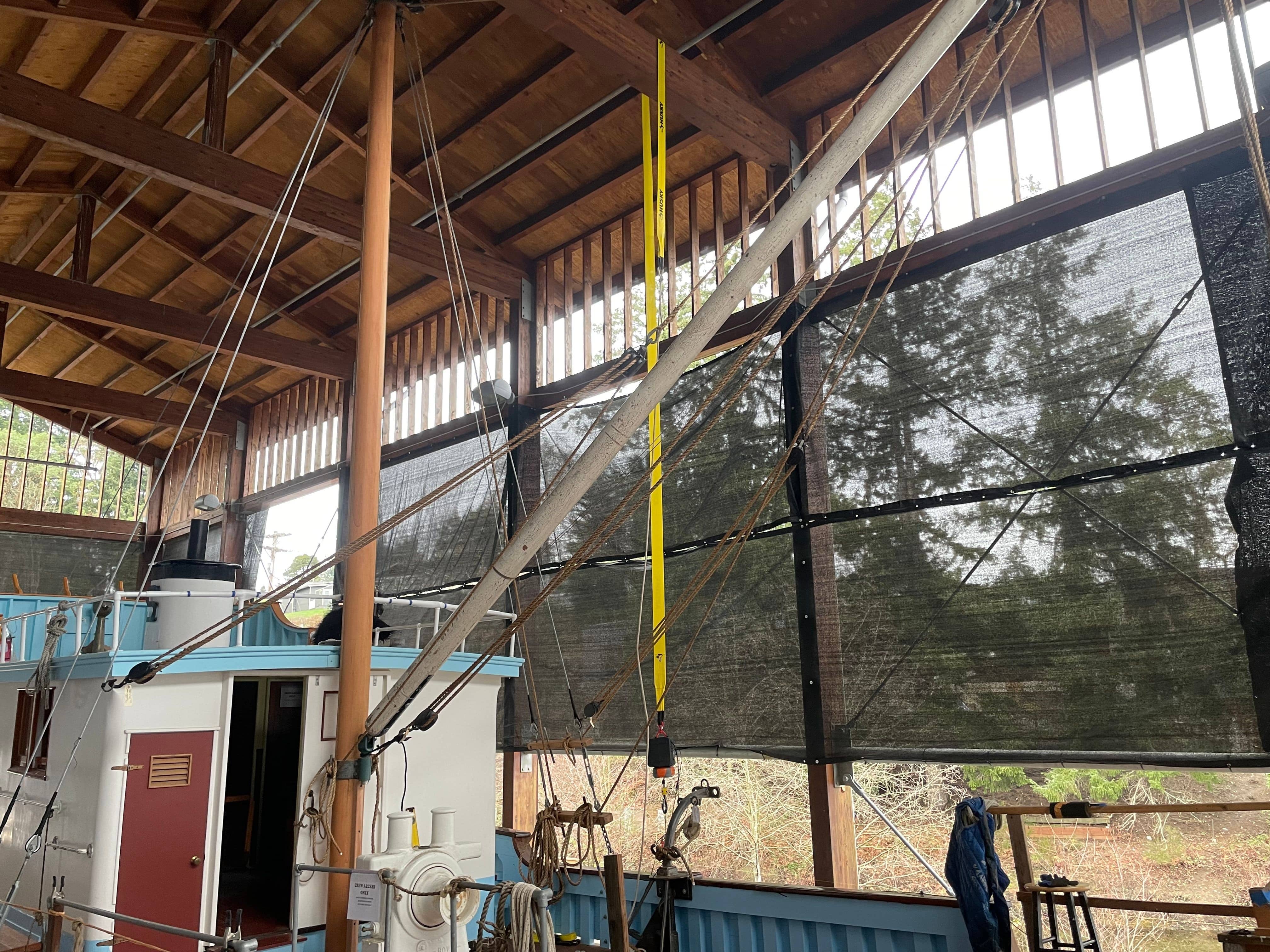 Mast rigged